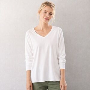Frank & Eileen The Deep V-Neck Tee White T-Shirt Long Sleeve Relaxed Layer Small